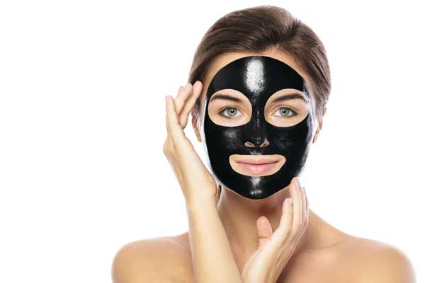 Depigmenting mask
